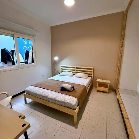 Surf House Gran Canaria Hostal