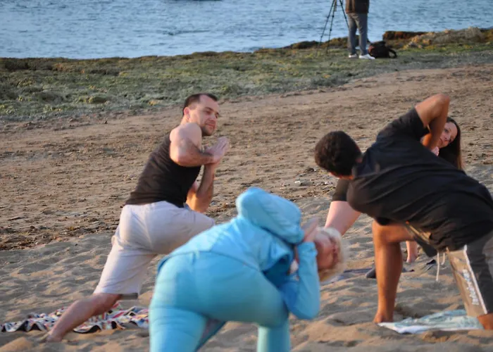 Surf House Gran Canaria 旅馆 *